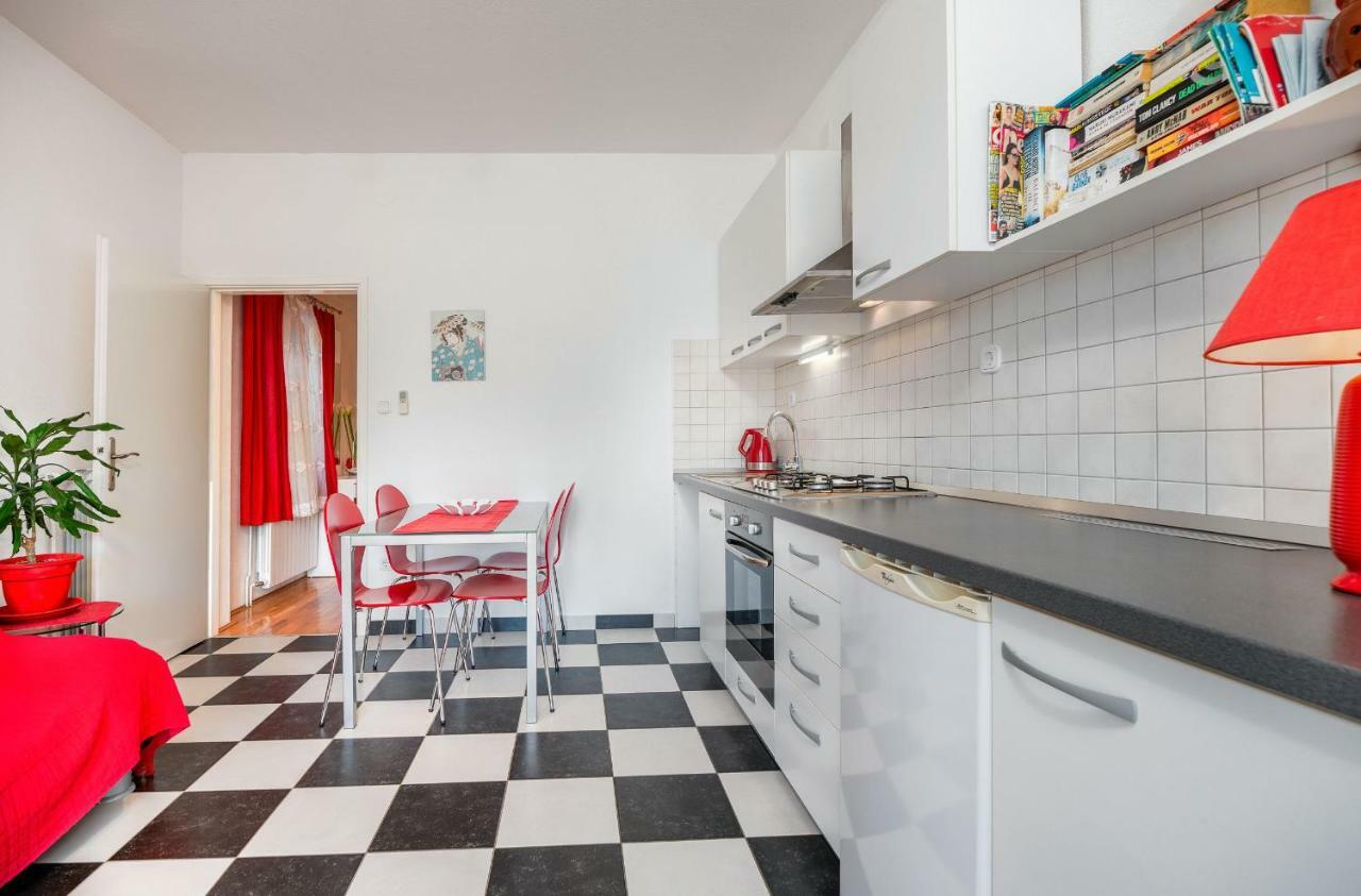흐바르 Cozy New Flat For 2 Or 3 아파트 외부 사진